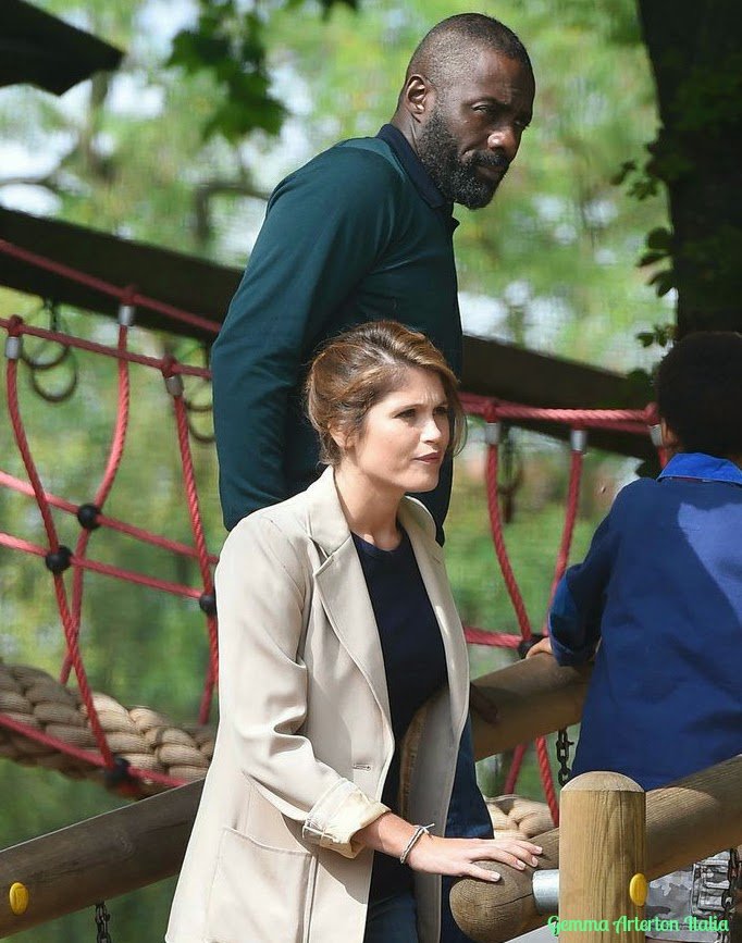 Gemma Arterton — A Hundred Streets, vite di londinesi prigionieri della routine